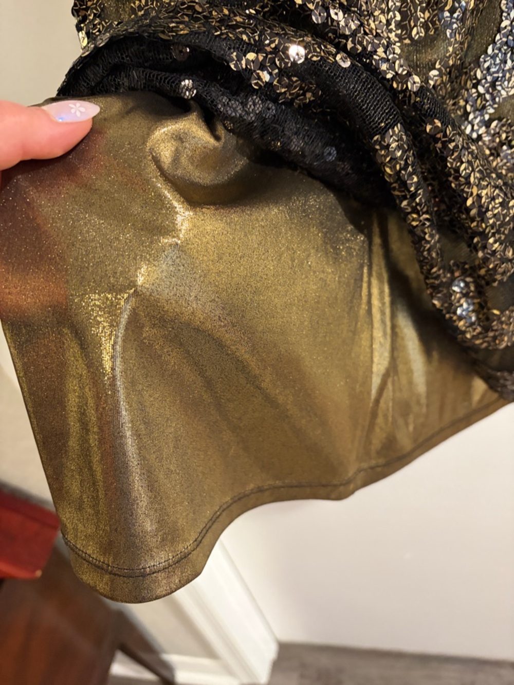 Express Metallic Bronze Sequin V-Neck Mini Dress medium - Picture 7 of 9